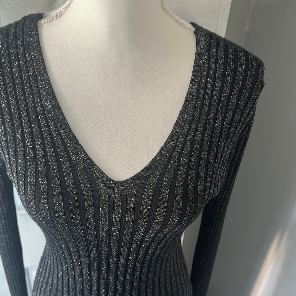 Almost Famous Black Long Sleeve Ribbed Dress - Picture 3 of 9